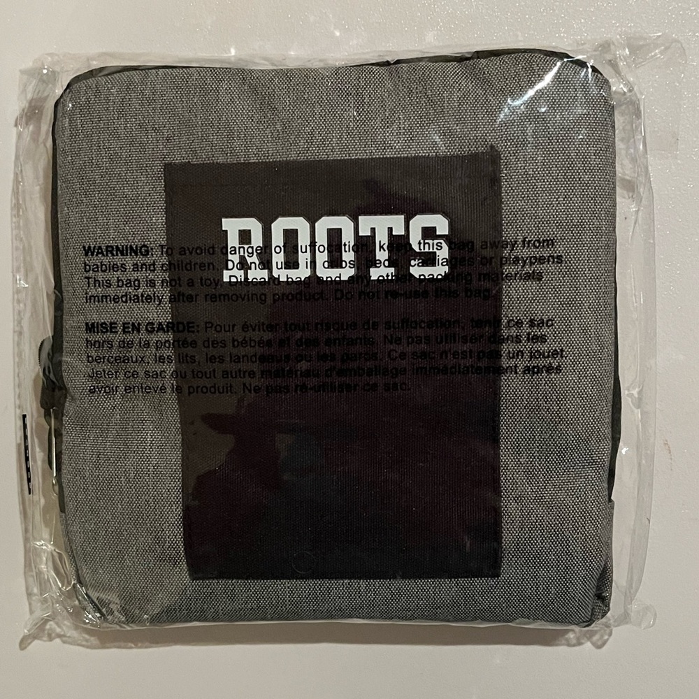 ROOTS Packable and Compressible Tote